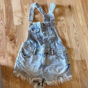 eunina Light Wash Denim Short Overalls Romper - Blue